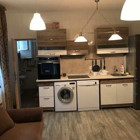 Chiro'S Apartment นาโวดาริ ภายนอก รูปภาพ