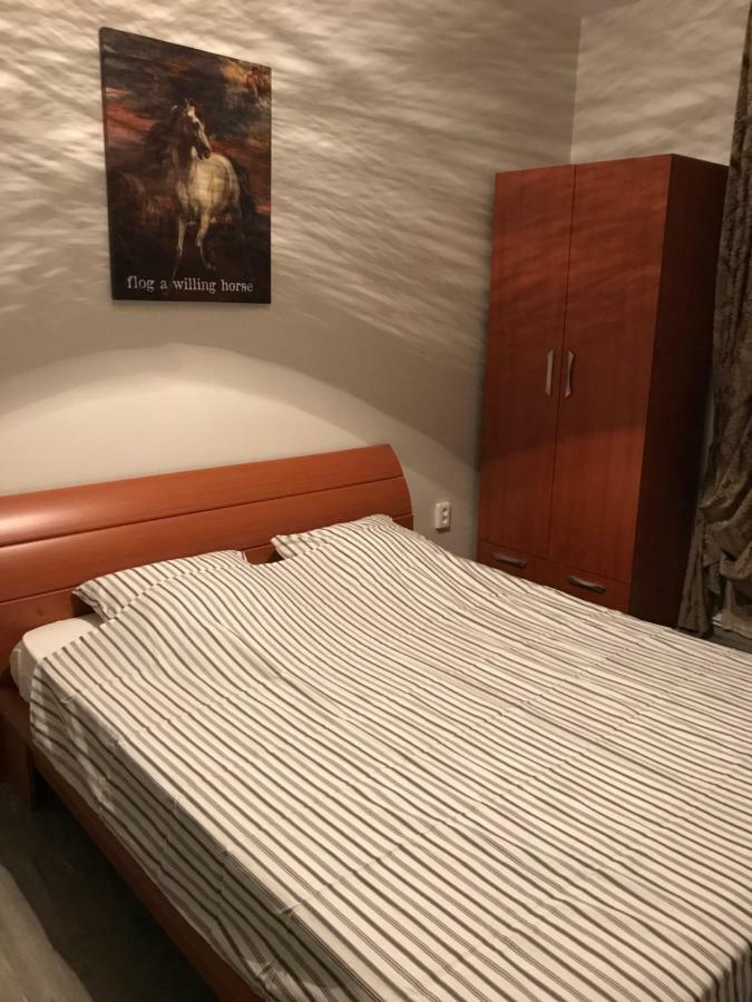 Chiro'S Apartment นาโวดาริ ภายนอก รูปภาพ